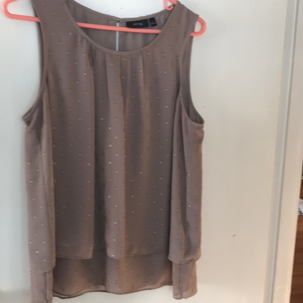 Tan two tier tank